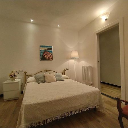 Апартаменты Rosanna House Вернацца Экстерьер фото